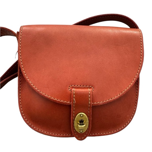 Fossil Handbags - Fossil Austin Leather Salmon Flap Front Twist Turnlock Cossbody with Red Wallet